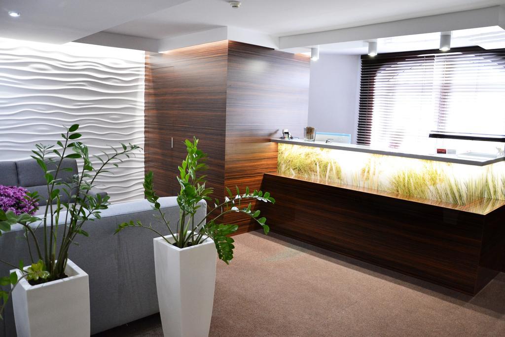 Hotel Orlik Plonsk Exterior photo